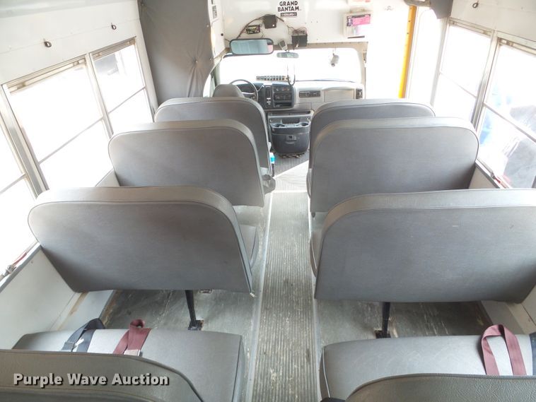 image for item DJ7508 1998 Chevrolet Express  school bus