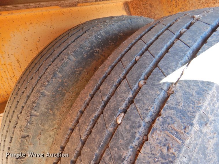 image for item DK2473 1984 Belshe T-10GN  drop deck equipment trailer