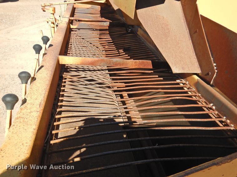 image for item DK2476 Etnyre  chip spreader