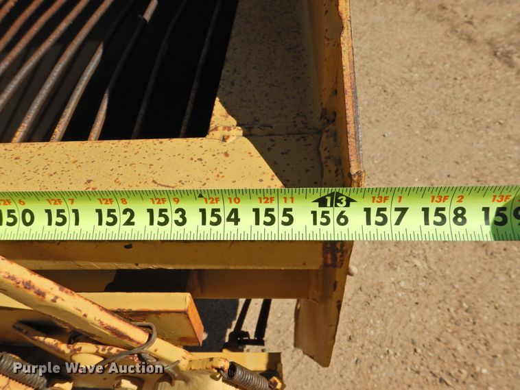 image for item DK2476 Etnyre  chip spreader