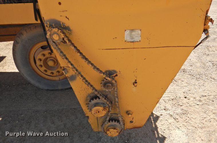 image for item DK2476 Etnyre  chip spreader