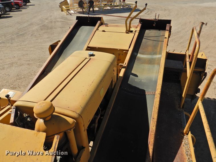 image for item DK2476 Etnyre  chip spreader