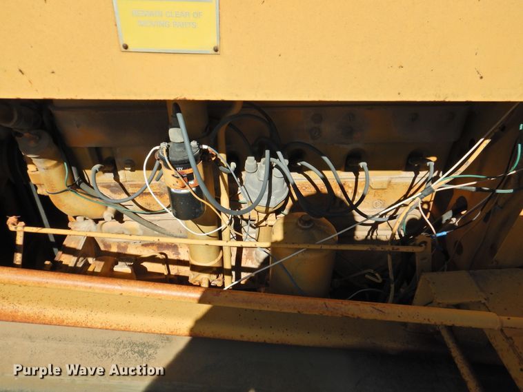 image for item DK2476 Etnyre  chip spreader