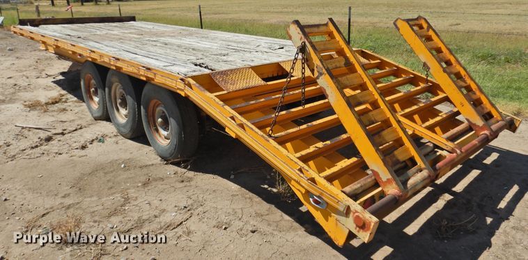 image for item DK2479 1984 Starlite  equipment trailer