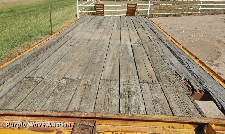 image for item DK2479 1984 Starlite  equipment trailer