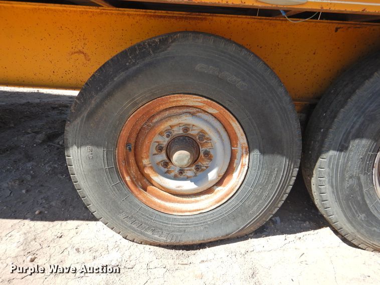 image for item DK2479 1984 Starlite  equipment trailer