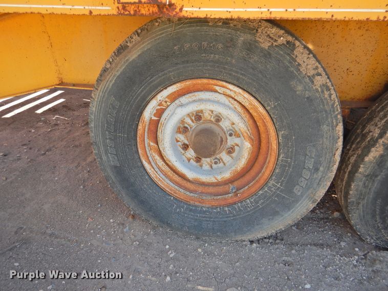 image for item DK2479 1984 Starlite  equipment trailer