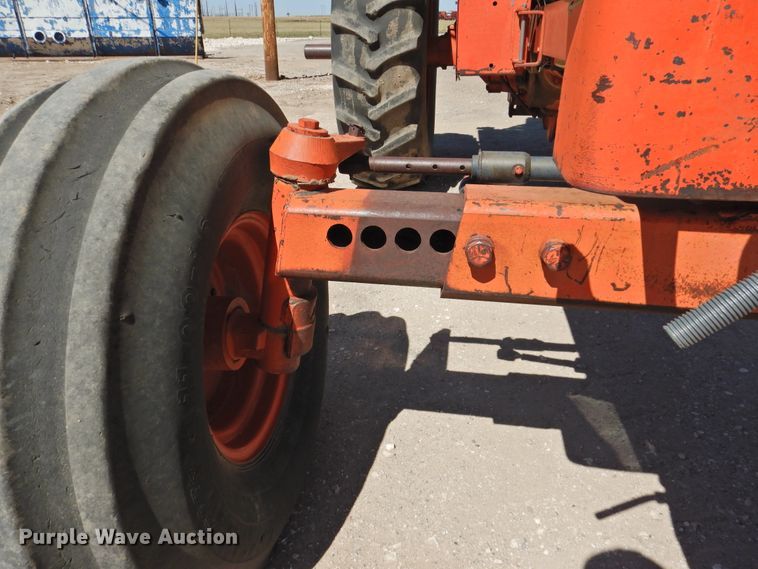 image for item DK2480 1983 Case 2290  tractor