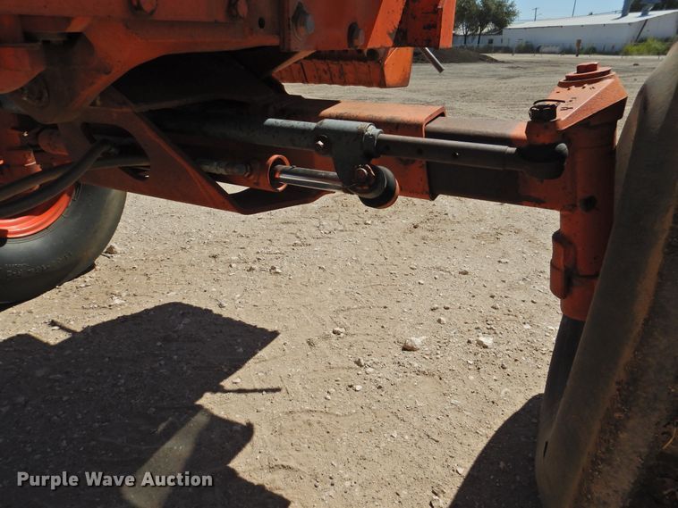 image for item DK2480 1983 Case 2290  tractor