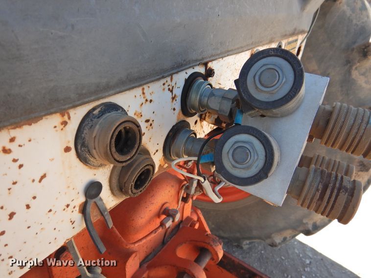 image for item DK2480 1983 Case 2290  tractor