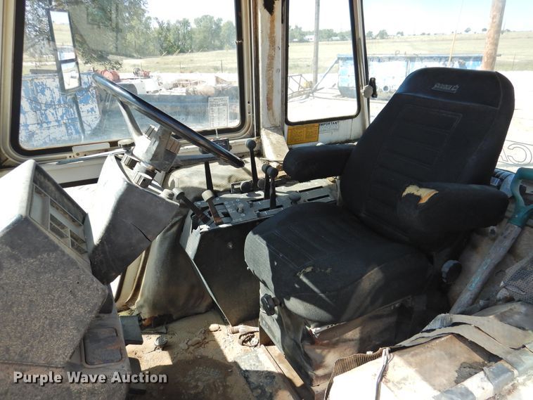 image for item DK2480 1983 Case 2290  tractor