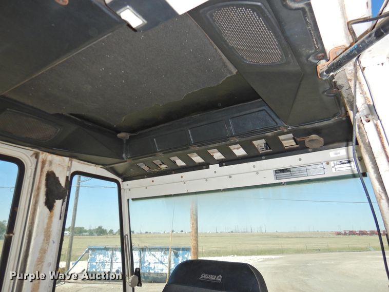 image for item DK2480 1983 Case 2290  tractor