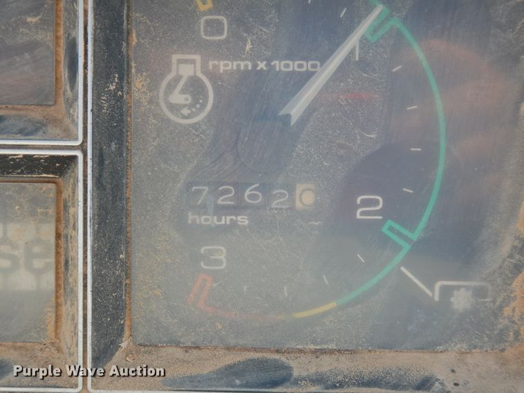 image for item DK2480 1983 Case 2290  tractor