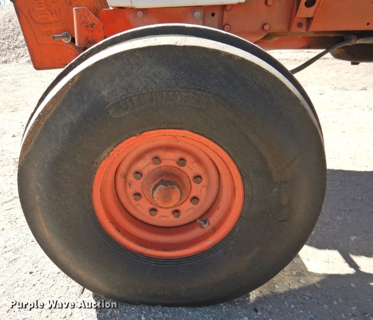 image for item DK2480 1983 Case 2290  tractor