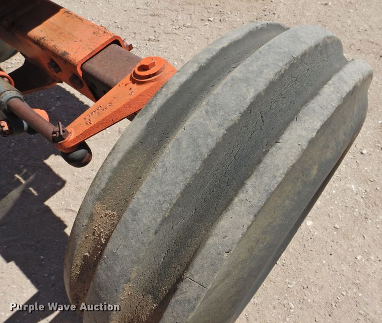 image for item DK2480 1983 Case 2290  tractor