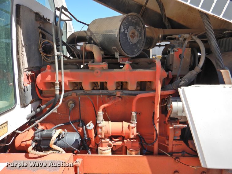 image for item DK2480 1983 Case 2290  tractor