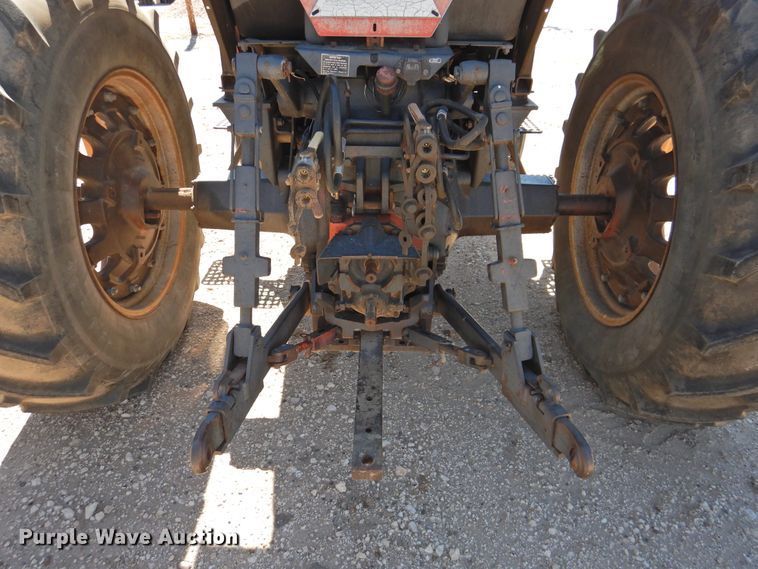 image for item DK2481 1981 International 3688  tractor