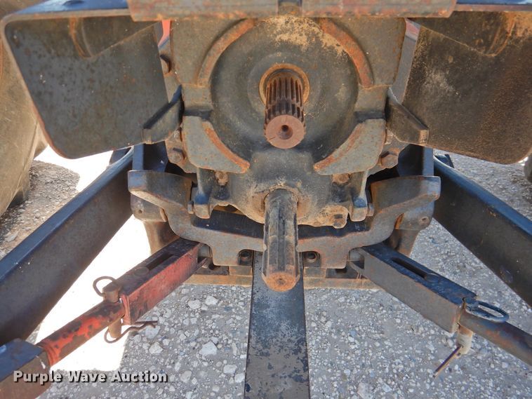 image for item DK2481 1981 International 3688  tractor