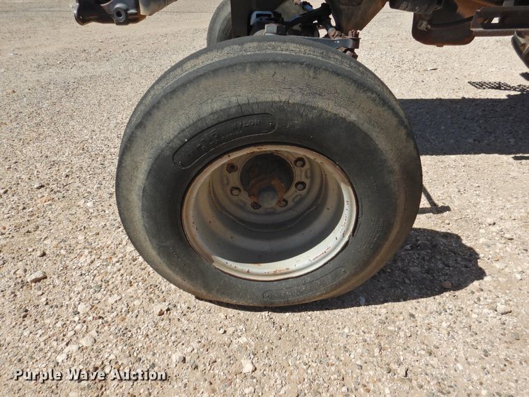 image for item DK2481 1981 International 3688  tractor