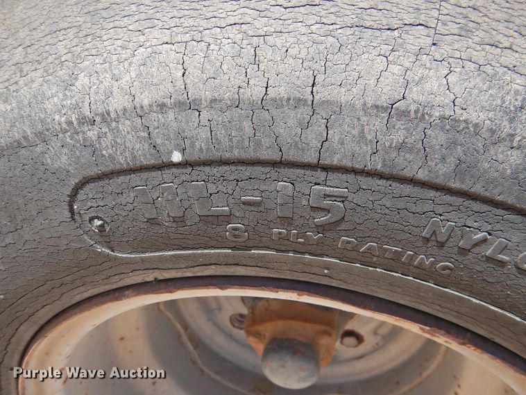 image for item DK2481 1981 International 3688  tractor