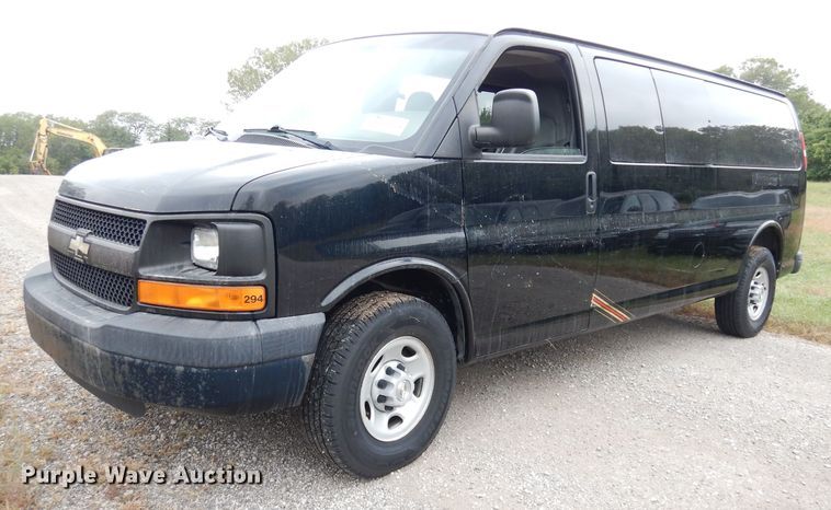 image for item DK2983 2008 Chevrolet Express 3500  van