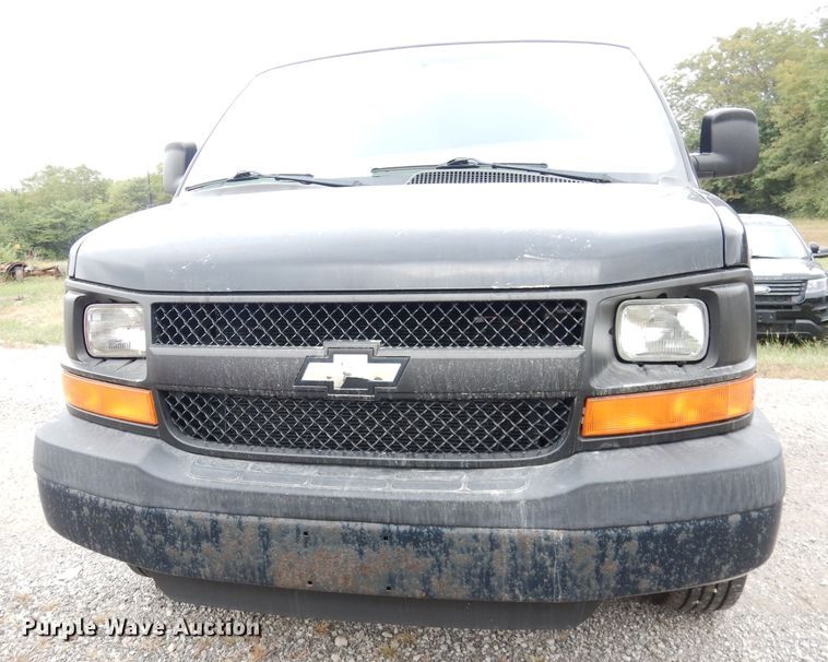 image for item DK2983 2008 Chevrolet Express 3500  van
