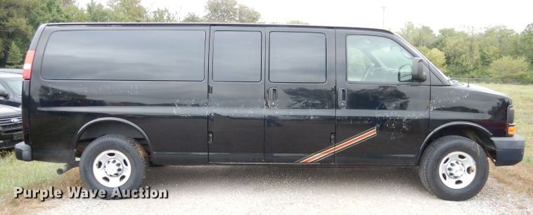 image for item DK2983 2008 Chevrolet Express 3500  van