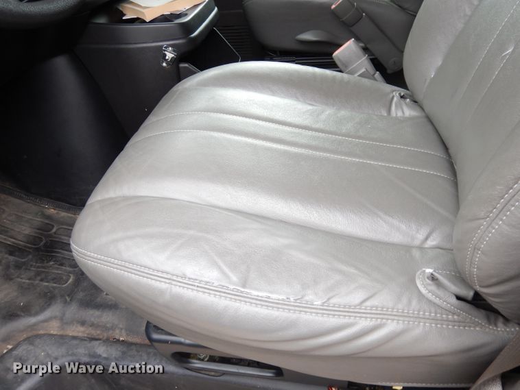 image for item DK2983 2008 Chevrolet Express 3500  van