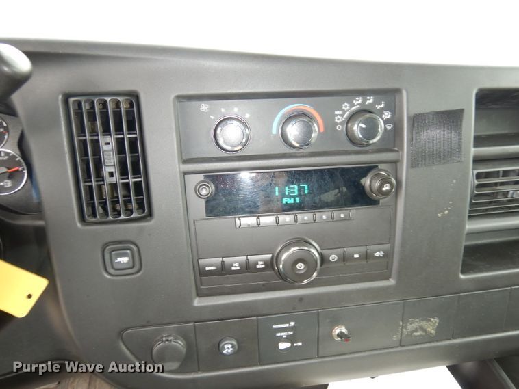 image for item DK2983 2008 Chevrolet Express 3500  van