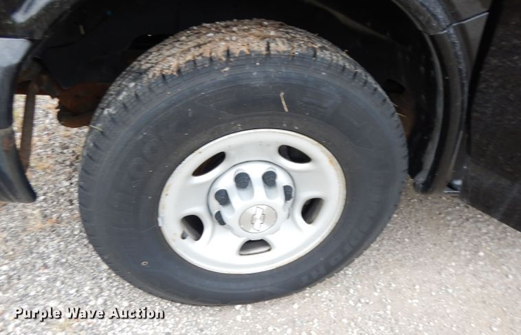 image for item DK2983 2008 Chevrolet Express 3500  van