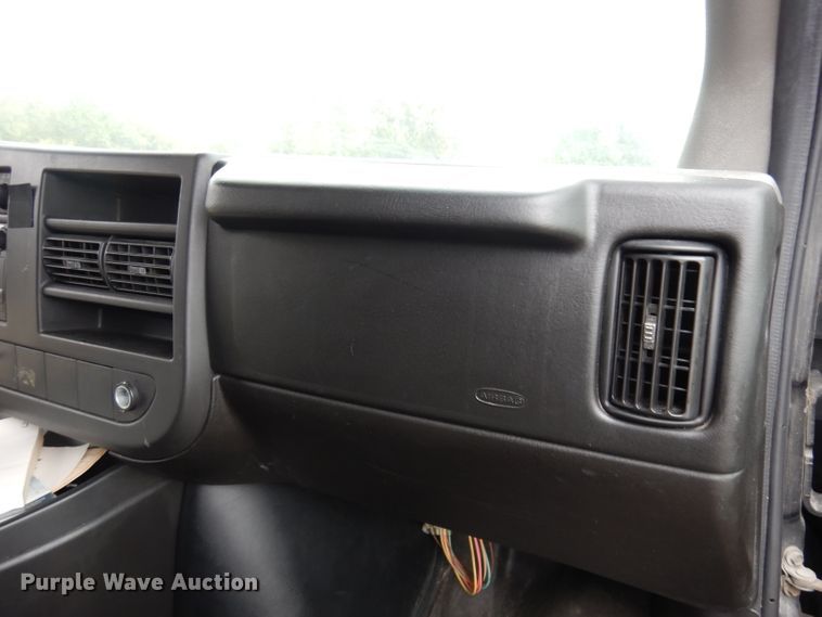 image for item DK2983 2008 Chevrolet Express 3500  van