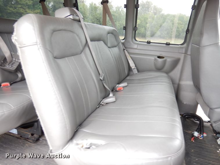 image for item DK2983 2008 Chevrolet Express 3500  van