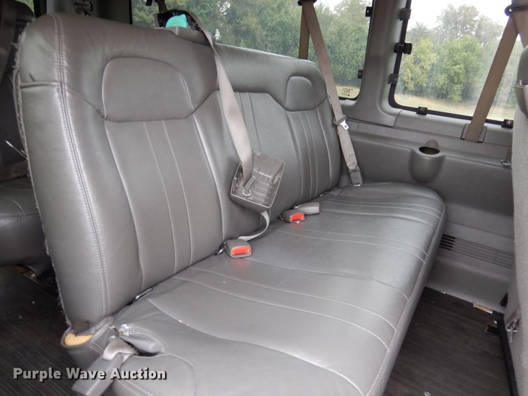 image for item DK2983 2008 Chevrolet Express 3500  van