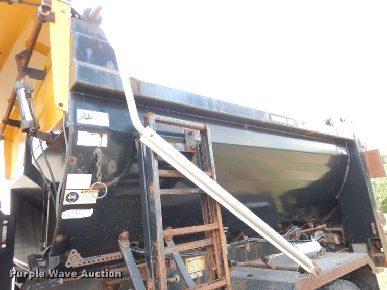 image for item DK2984 2009 International WorkStar 7300  dump truck