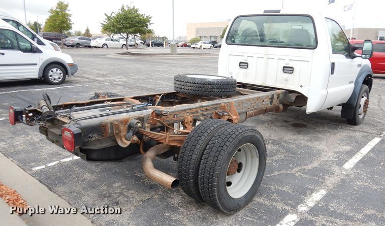 image for item DK2987 2006 Ford F550 Super Duty XL  truck cab and chassis