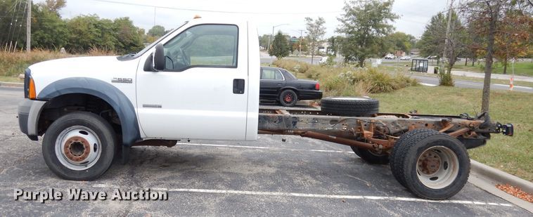 image for item DK2987 2006 Ford F550 Super Duty XL  truck cab and chassis