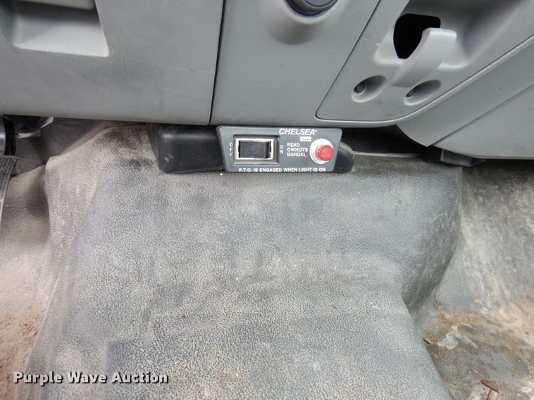 image for item DK2987 2006 Ford F550 Super Duty XL  truck cab and chassis