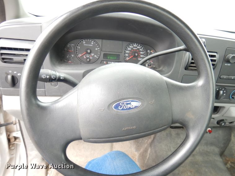 image for item DK2987 2006 Ford F550 Super Duty XL  truck cab and chassis