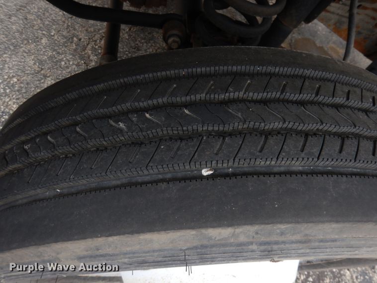 image for item DK2987 2006 Ford F550 Super Duty XL  truck cab and chassis