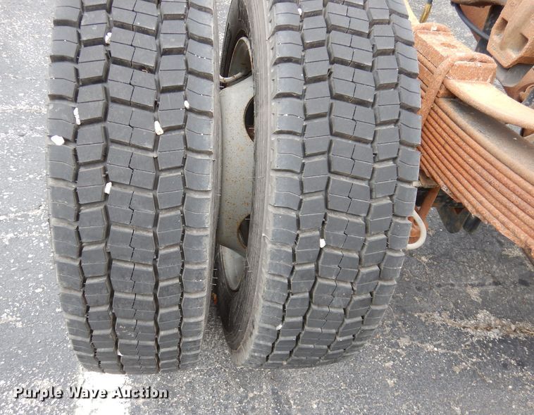 image for item DK2987 2006 Ford F550 Super Duty XL  truck cab and chassis