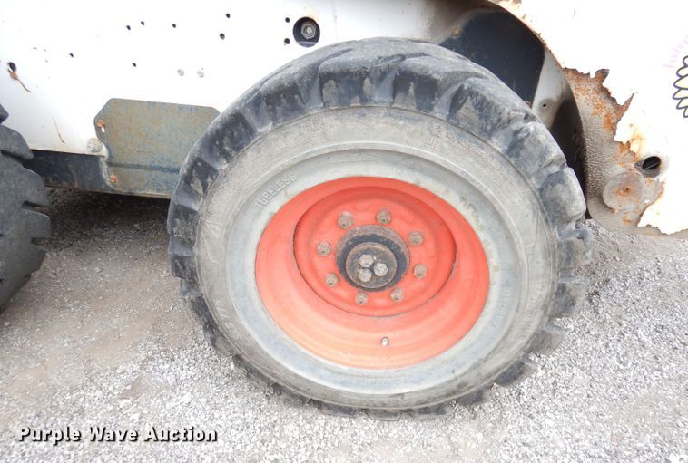 image for item DK3007 2006 Bobcat S250  skid steer loader