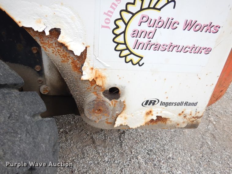 image for item DK3007 2006 Bobcat S250  skid steer loader