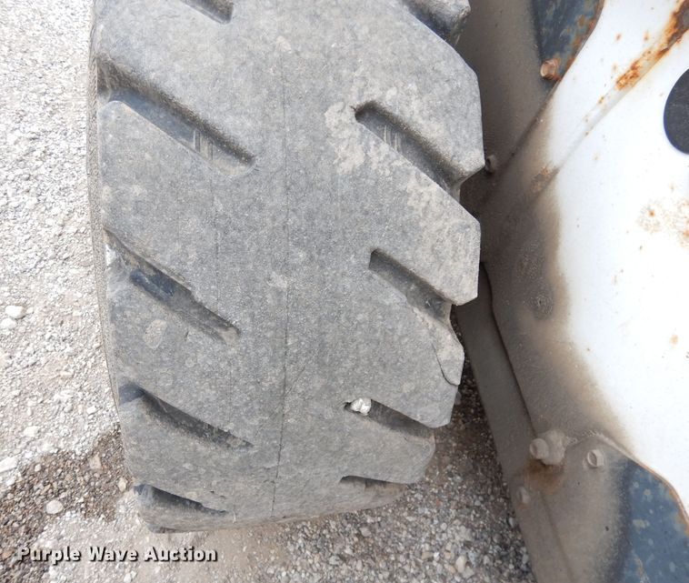 image for item DK3007 2006 Bobcat S250  skid steer loader