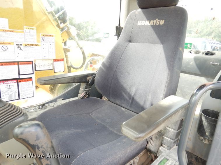 image for item DK3008 2010 Komatsu PC200LC-8  excavator