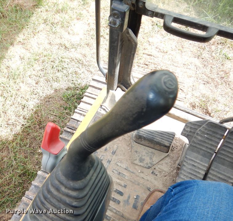 image for item DK3008 2010 Komatsu PC200LC-8  excavator