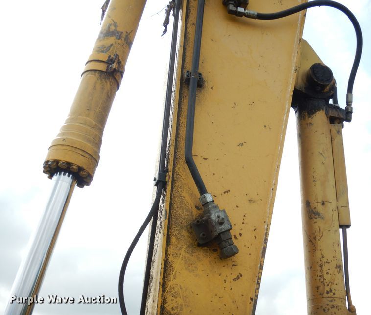 image for item DK3008 2010 Komatsu PC200LC-8  excavator
