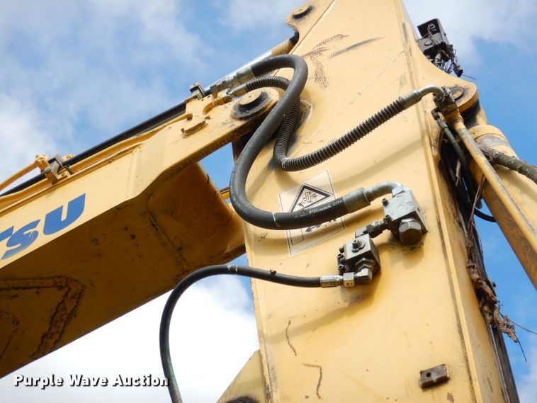 image for item DK3008 2010 Komatsu PC200LC-8  excavator