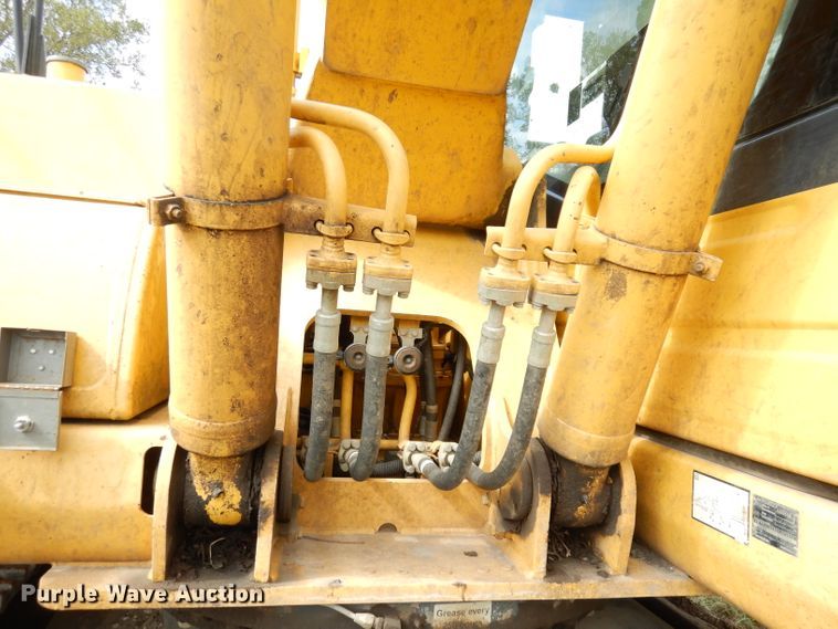 image for item DK3008 2010 Komatsu PC200LC-8  excavator