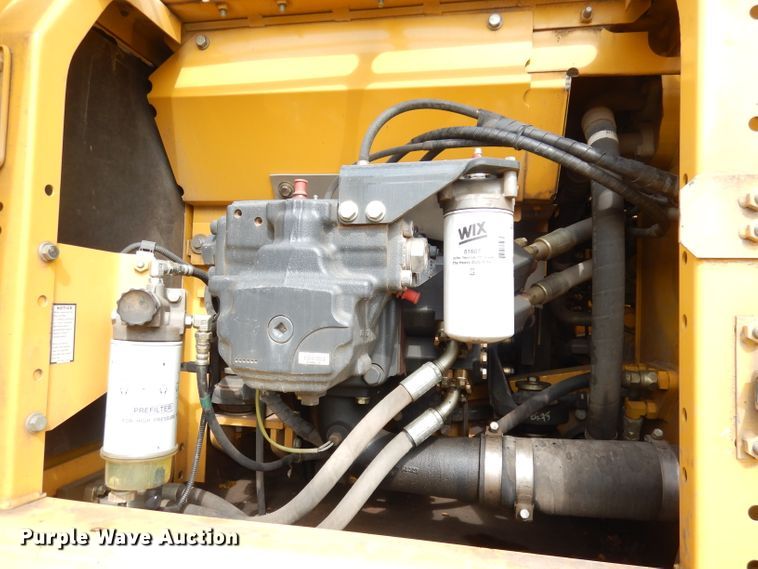 image for item DK3008 2010 Komatsu PC200LC-8  excavator