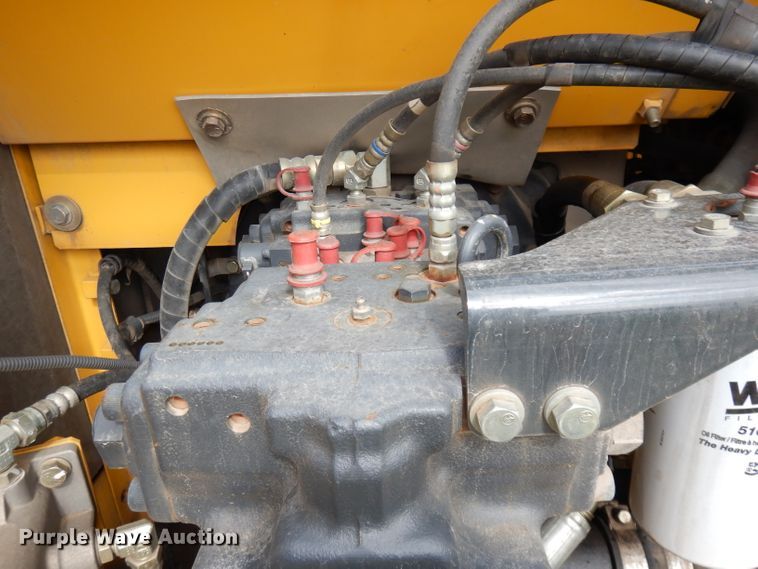 image for item DK3008 2010 Komatsu PC200LC-8  excavator